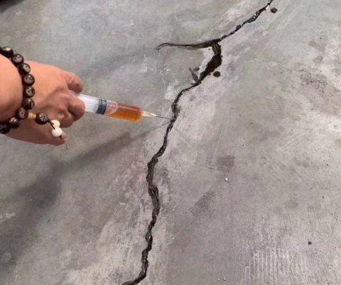 桐乡混凝土裂缝修补技术详解​