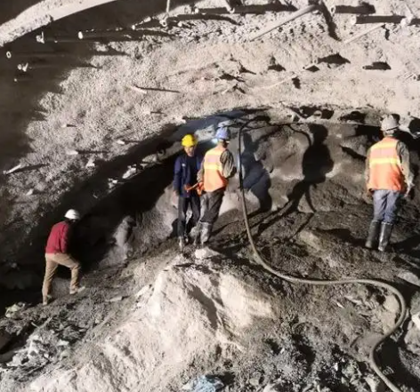 桐乡拱顶带模注浆料的施工流程及注意事项